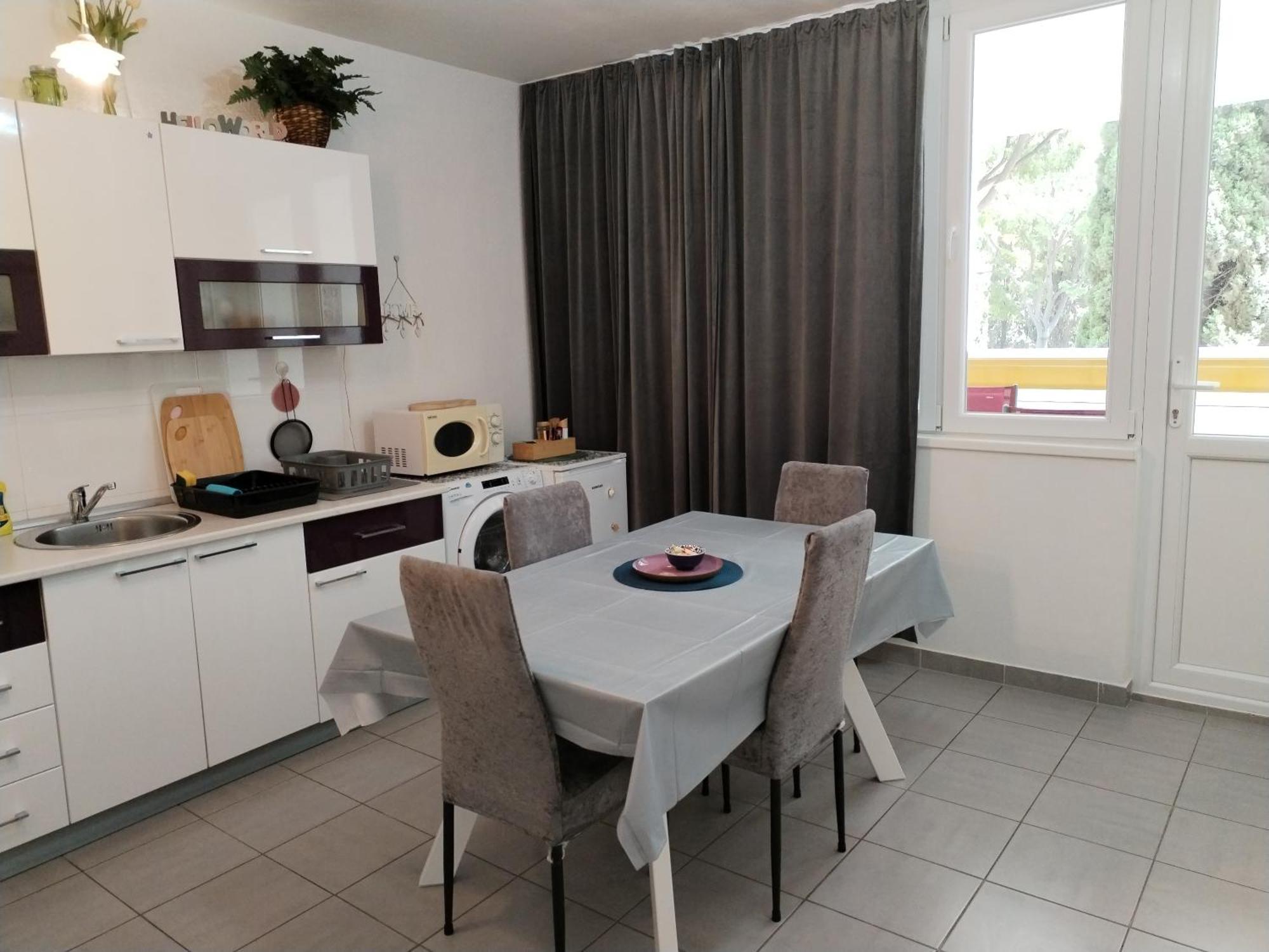 Apartment Suzana 2Br Split With Balcony Exteriör bild